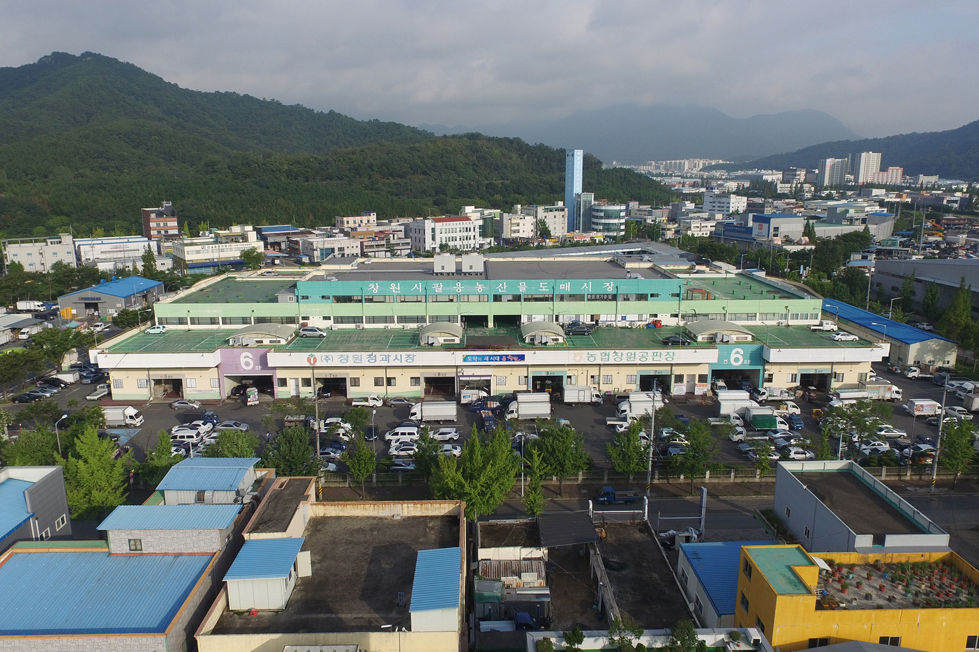 팔용농산물도매시장